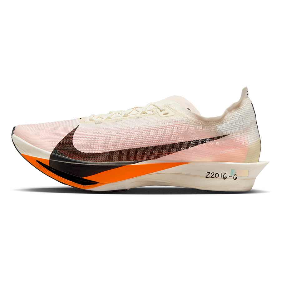 スパイク・シューズ W NIKE ZOOMX VAPORFLY NEXT% 2 6 Nike ZoomX Vaporfly Next% 4 und Nike ZoomX Streakfly 2: Ein Blick